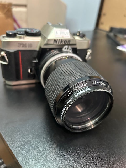 Nikon FM10 w/ 43-86mm Lens