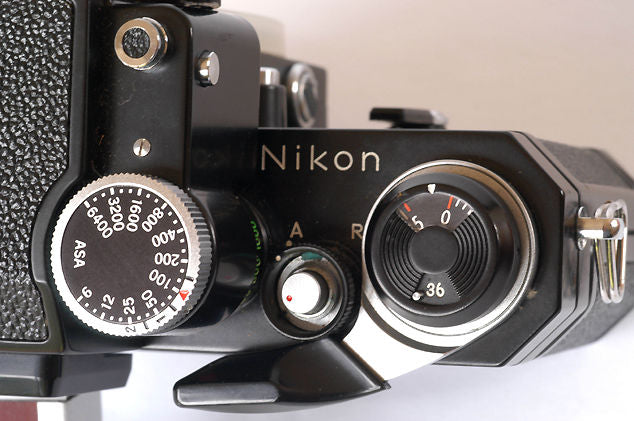Nikon F Photomic Black - Body Only